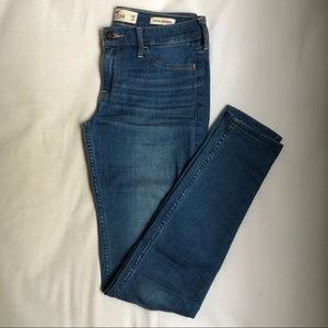 Hollister size 26 Blue Jean Legging